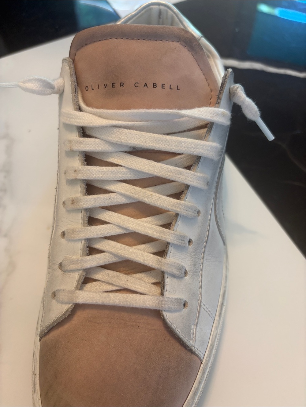 Oliver Cabell Men’s/Women’s White Low-Top Sneaker Size 40